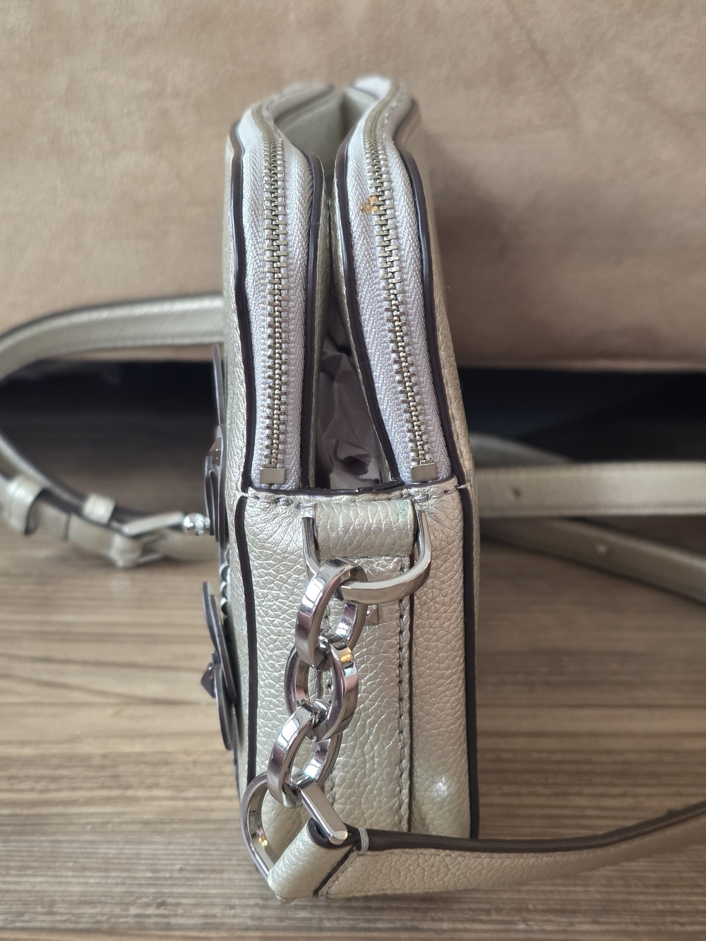 Kate Spade Metallic Silver Floral Crossbody Bag - Picture 3 of 10